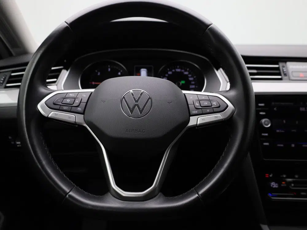 Volkswagen Passat 2.0 TDI Business uit 2022, foto 7