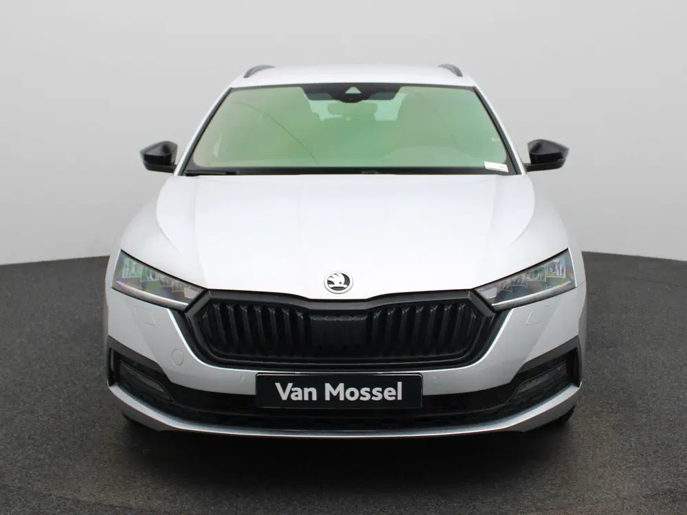 Skoda Octavia 2.0 CRTDI 110kW DSG7 Clever uit 2023, foto 3