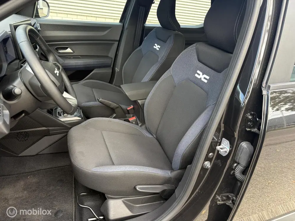 Dacia Duster 1.8 hybrid AUTOMAAT uit 2026, foto 7