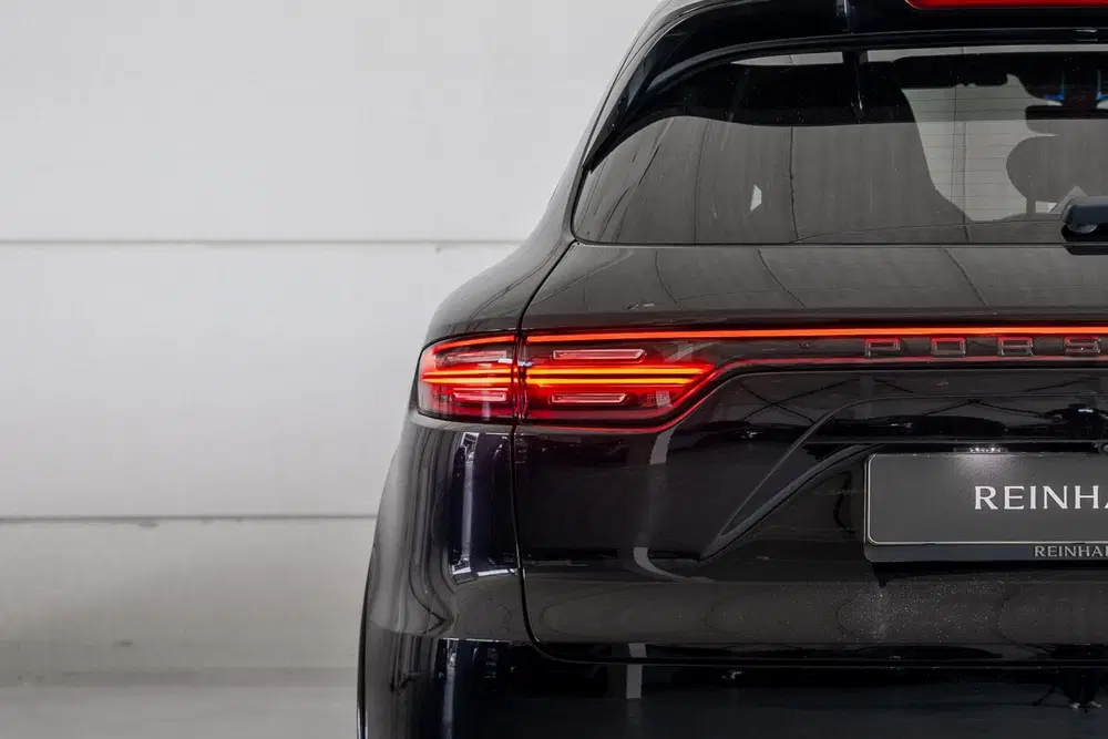 Porsche Cayenne 3.0 E-Hybrid uit 2022, foto 8