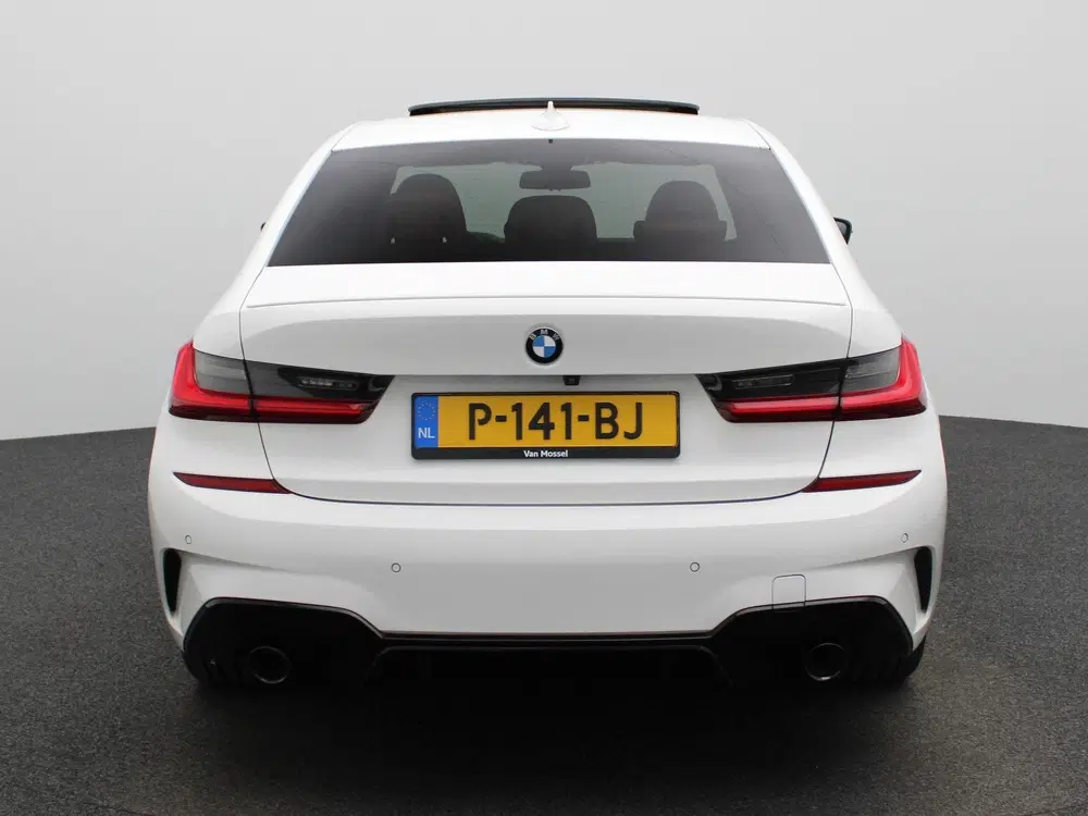 BMW 3-serie 320e Business Edition Plus uit 2022, foto 5