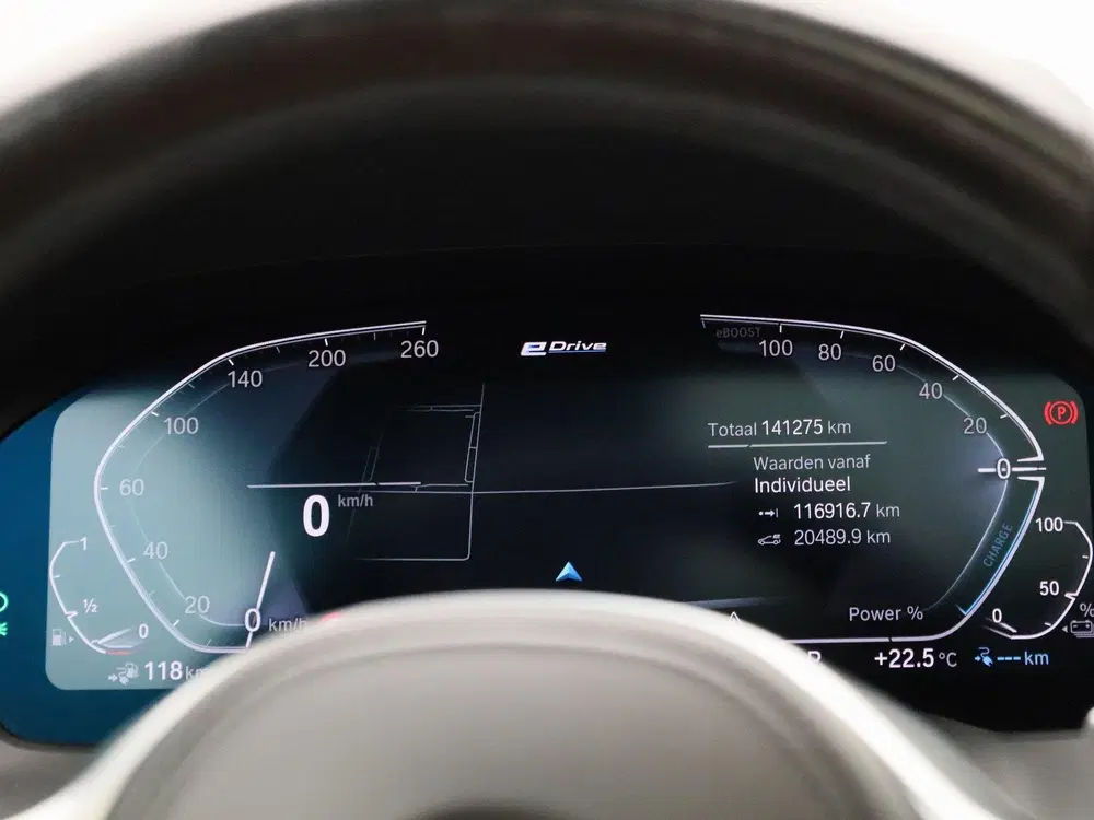 BMW 3-serie 320e Business Edition Plus uit 2022, foto 8
