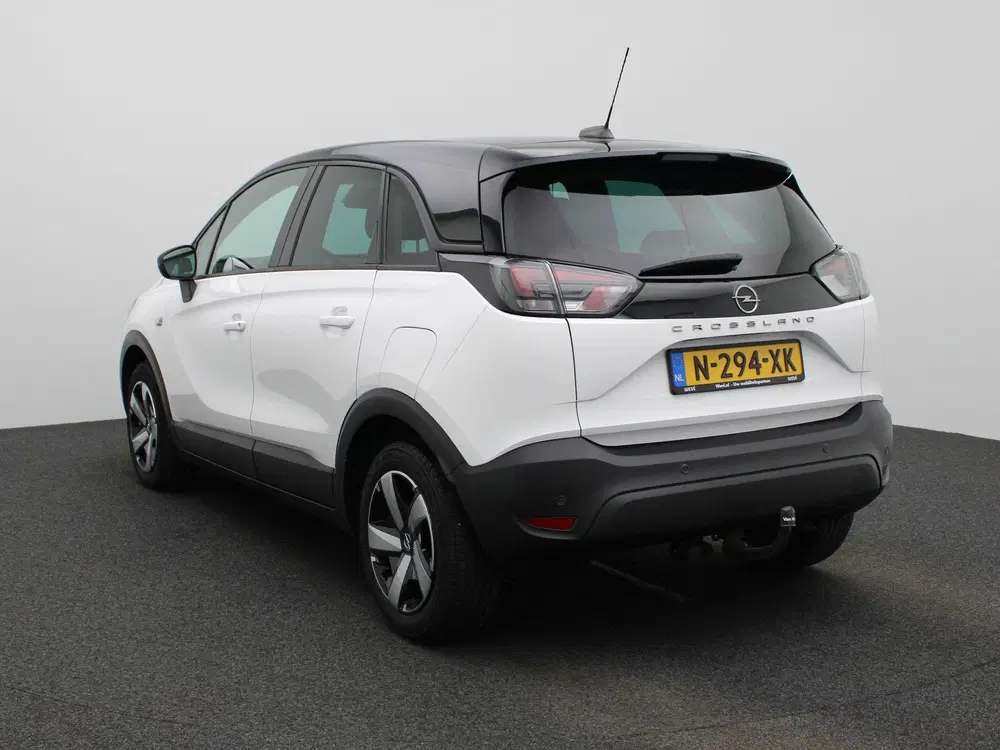 Opel Crossland 1.2 Edition uit 2022, foto 2