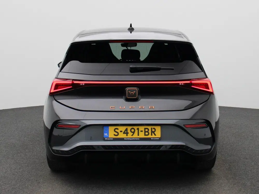 Cupra Born Business 62 kWh AUTOMAAT uit 2022, foto 5