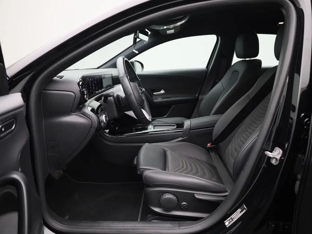 Mercedes-Benz A-Klasse 180 Star Edition uit 2024, foto 11