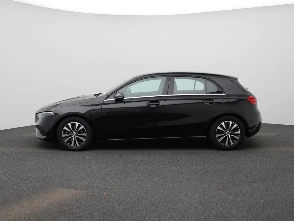 Mercedes-Benz A-Klasse 180 Star Edition uit 2024, foto 4
