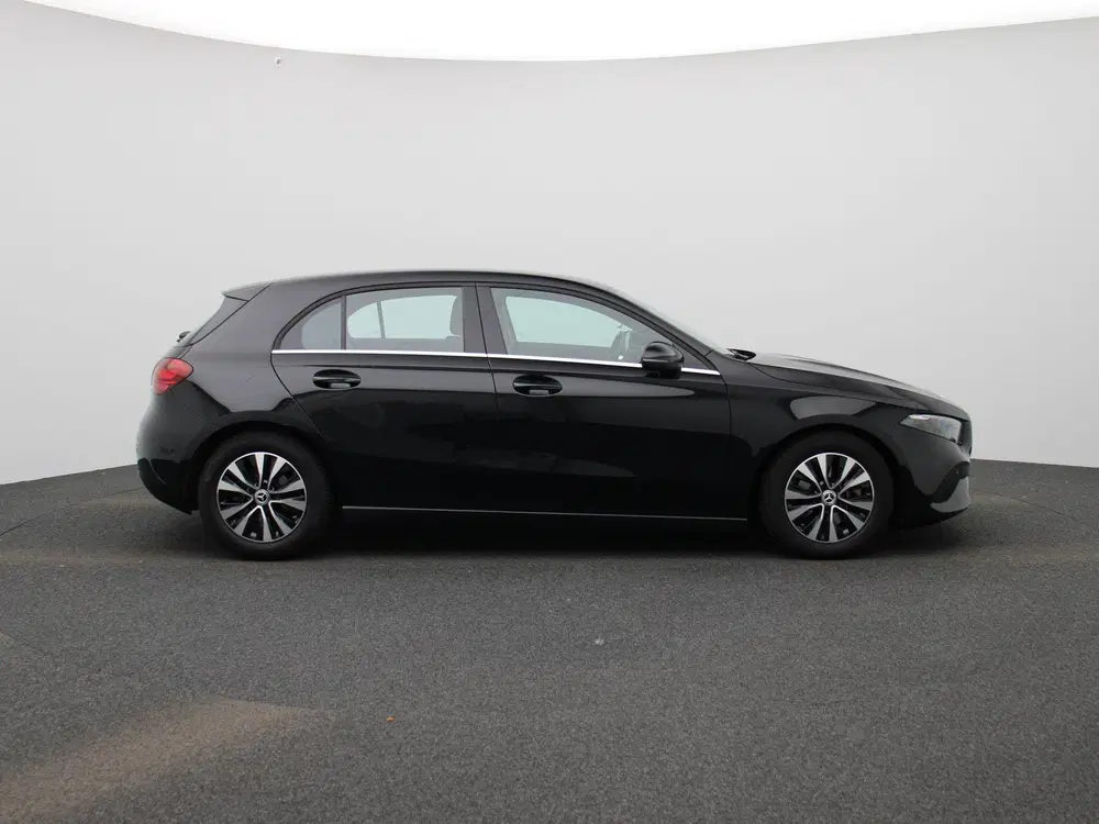 Mercedes-Benz A-Klasse 180 Star Edition uit 2024, foto 6