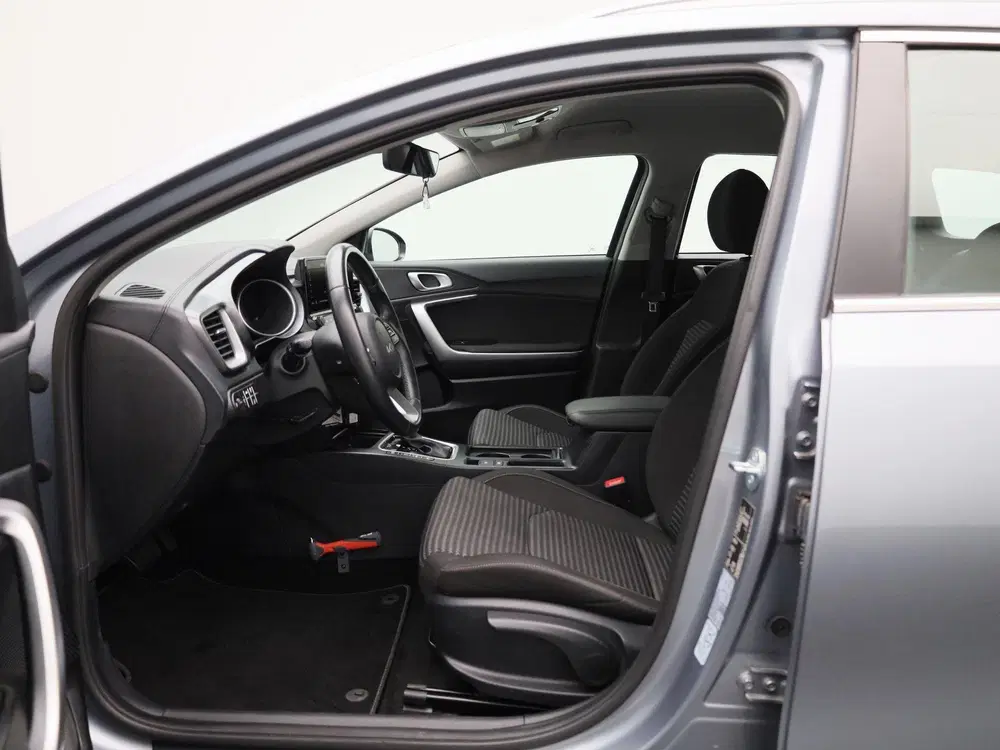 Kia Ceed 1.0 T-GDi MHEV DynamicLine uit 2023, foto 9