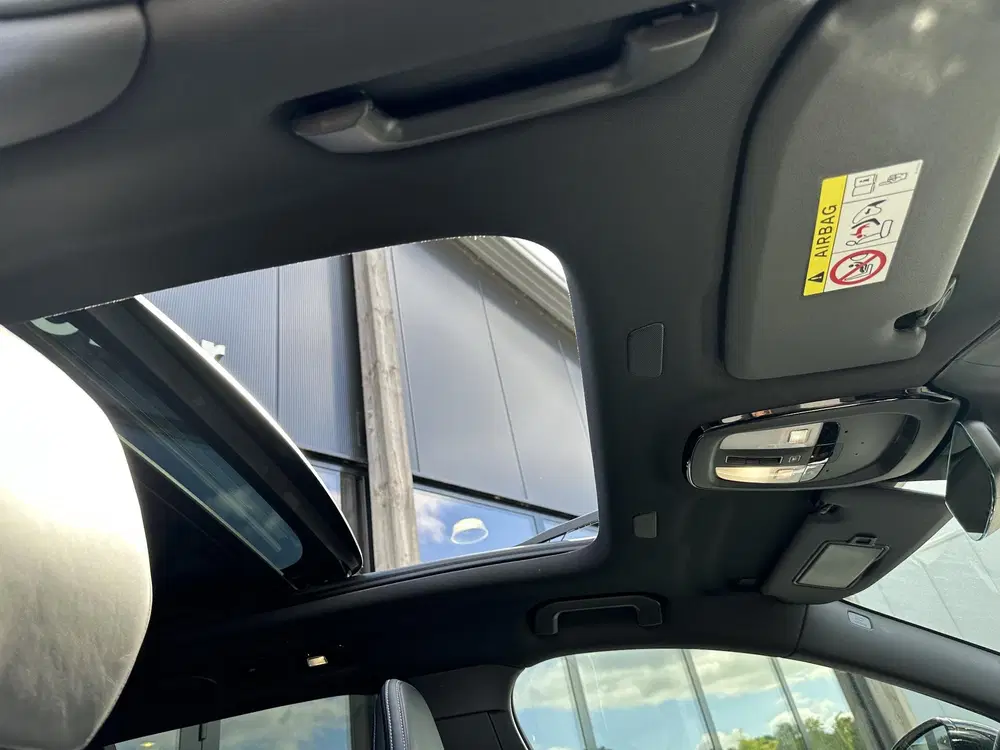 Volvo V60 2.0 B4 Plus Dark Silver Dawn uit 2025, foto 4