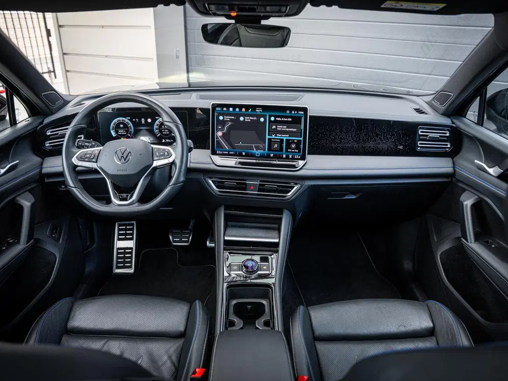 Volkswagen Tiguan 1.5 eTSI 3x R-Line Edition uit 2024, foto 13