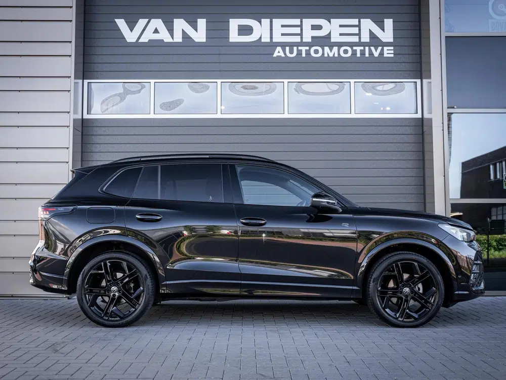 Volkswagen Tiguan 1.5 eTSI 3x R-Line Edition uit 2024, foto 5