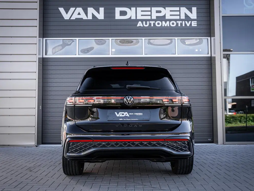 Volkswagen Tiguan 1.5 eTSI 3x R-Line Edition uit 2024, foto 7