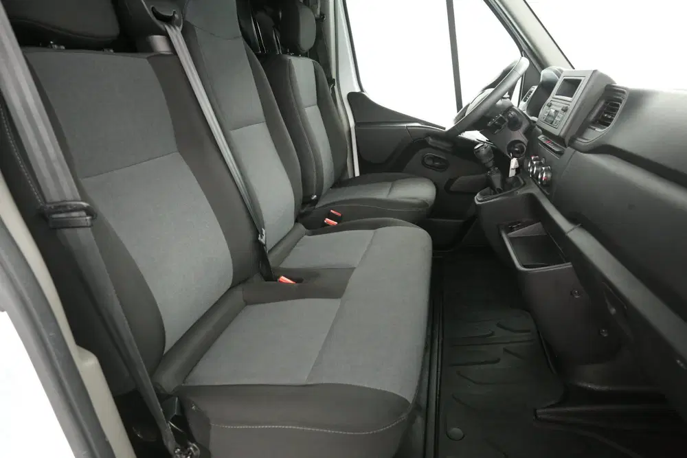 Renault Master 2.3 L2H2 uit 2024, foto 10
