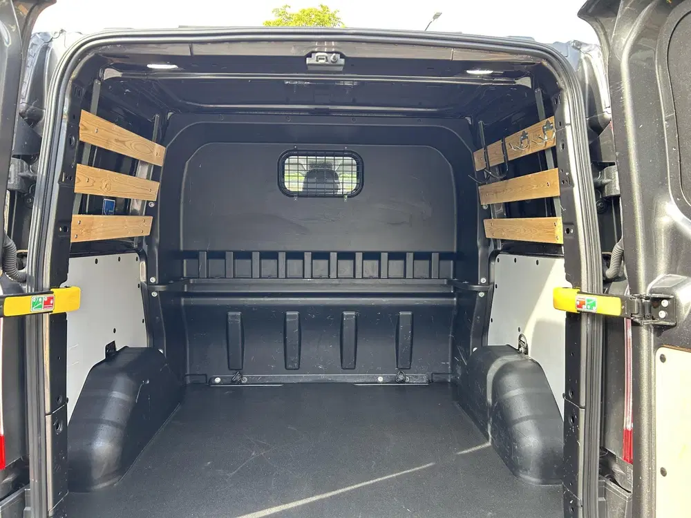 Ford Transit Custom 320 2.0 TDCI L1H1 Sport DC uit 2022, foto 11