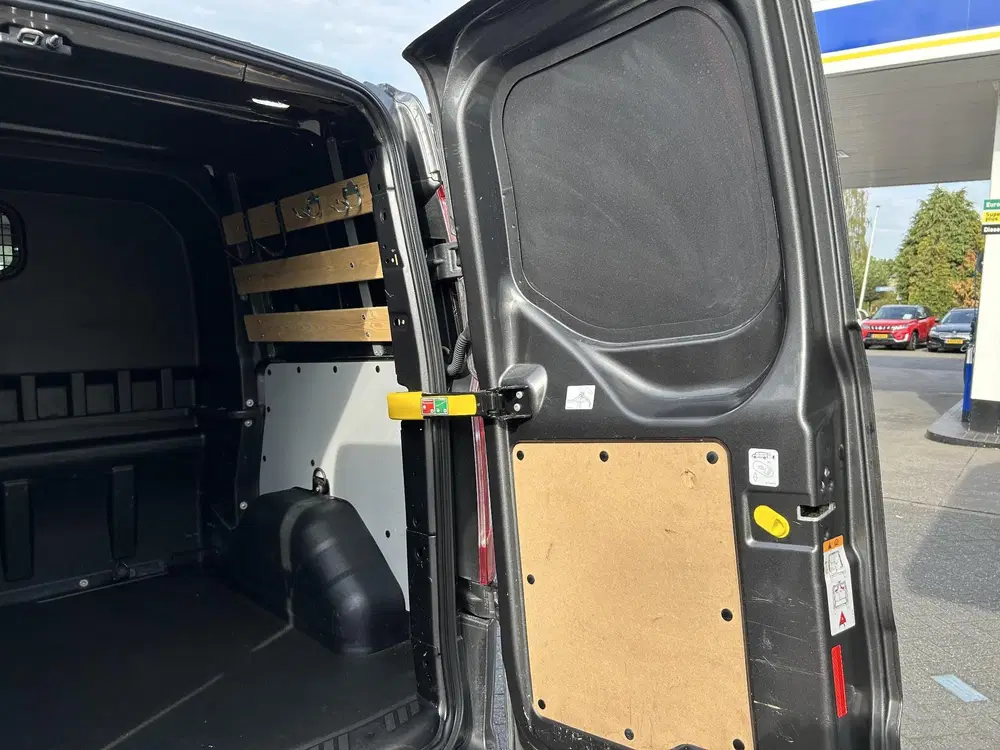 Ford Transit Custom 320 2.0 TDCI L1H1 Sport DC uit 2022, foto 13