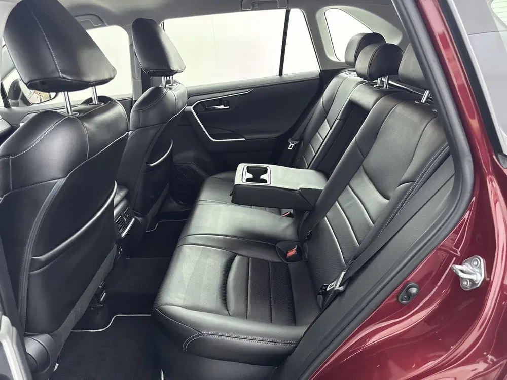 Toyota RAV 4 2.5 Hybrid Active Luxury uit 2020, foto 14