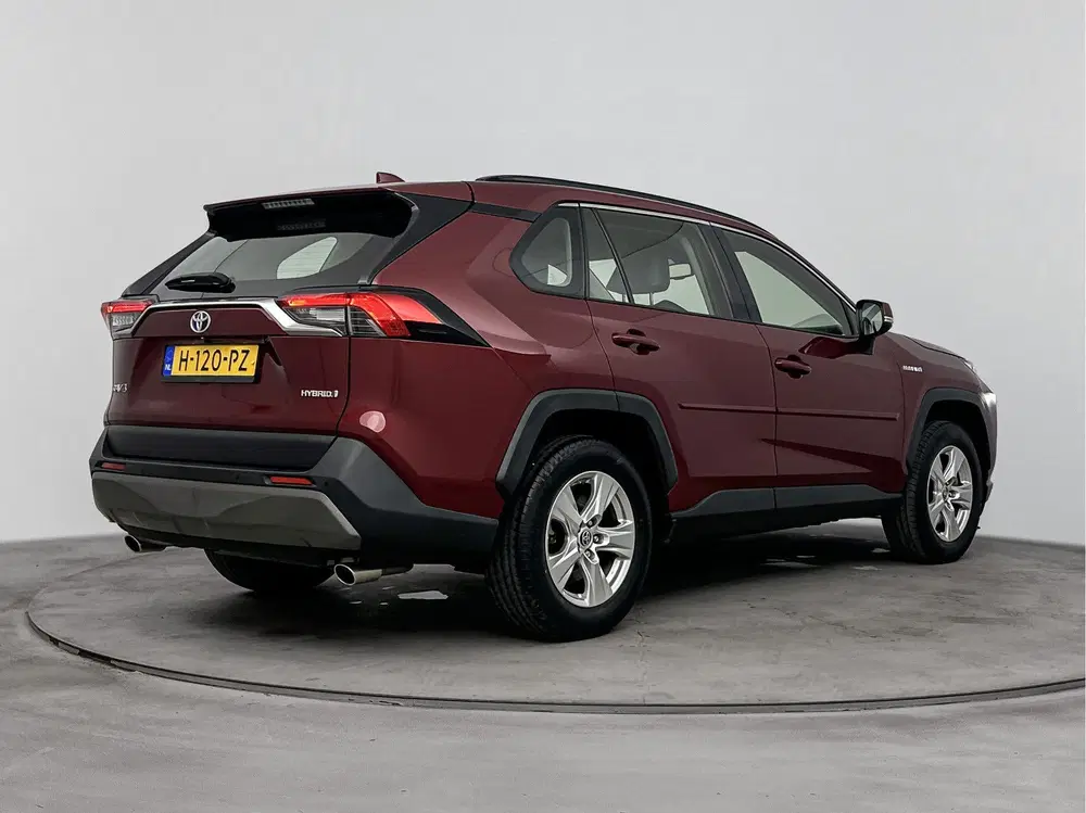 Toyota RAV 4 2.5 Hybrid Active Luxury uit 2020, foto 2
