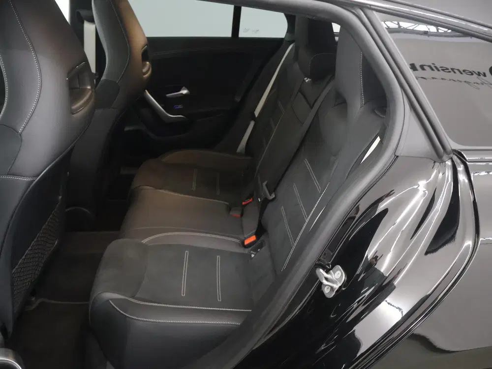 Mercedes-Benz CLA 180 Business Solutio uit 2025, foto 11
