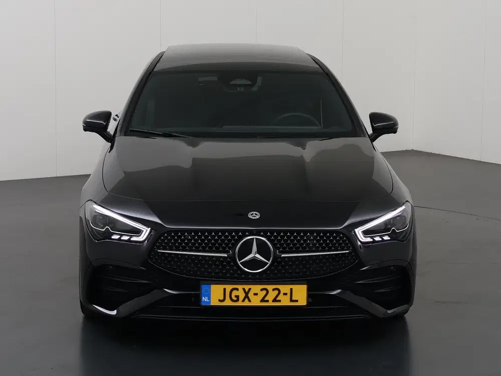 Mercedes-Benz CLA 180 Business Solutio uit 2025, foto 3