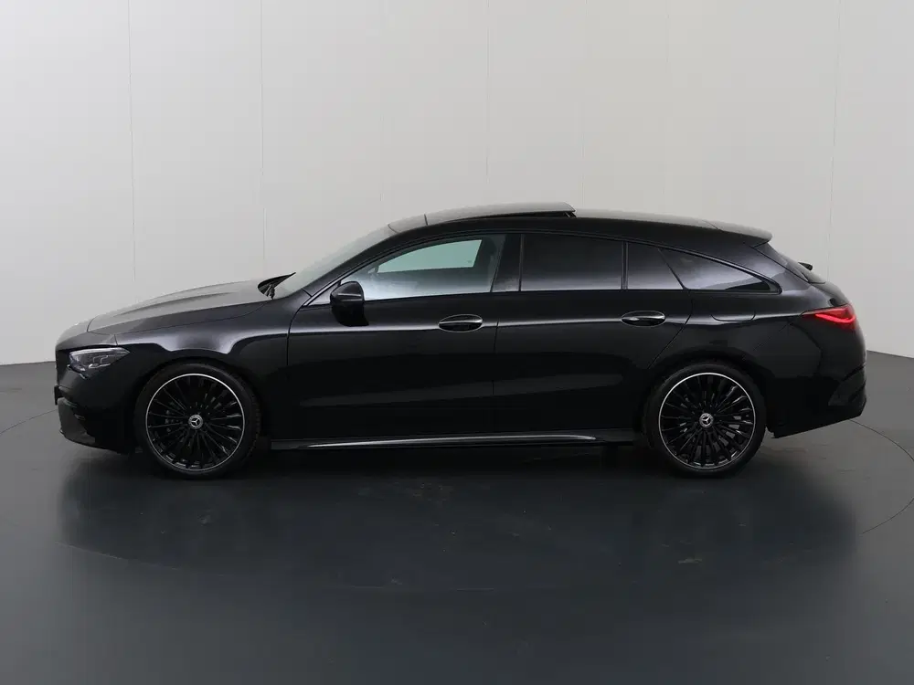 Mercedes-Benz CLA 180 Business Solutio uit 2025, foto 5