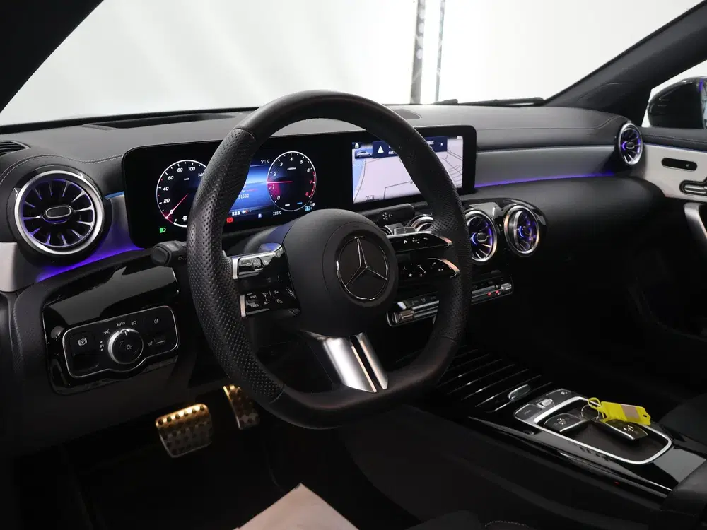 Mercedes-Benz CLA 180 Business Solutio uit 2025, foto 7