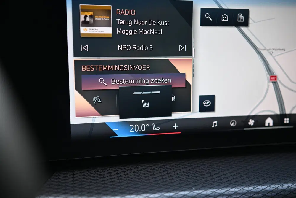 BMW 3-serie 330e M Sport Automaat uit 2025, foto 15