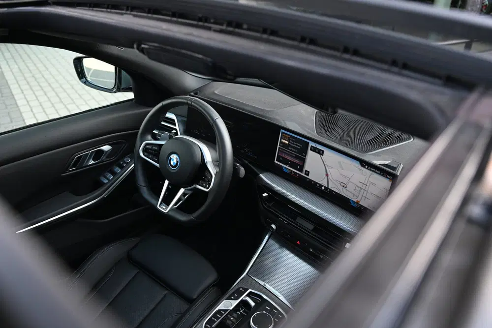 BMW 3-serie 330e M Sport Automaat uit 2025, foto 6