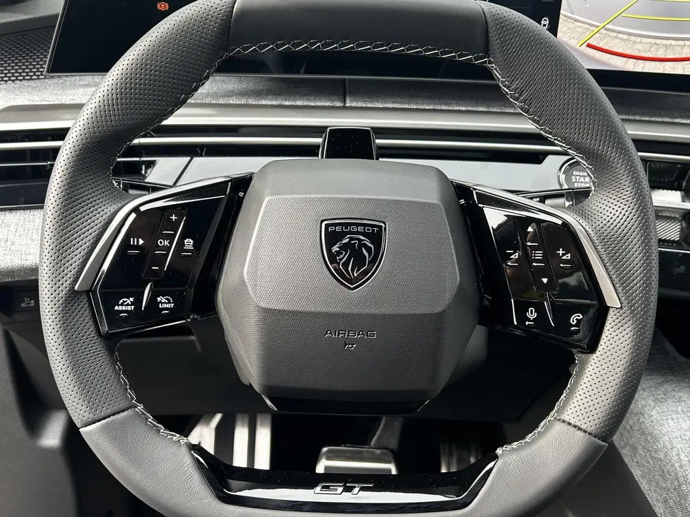Peugeot 3008 1.2 Hybrid 145 GT uit 2026, foto 12