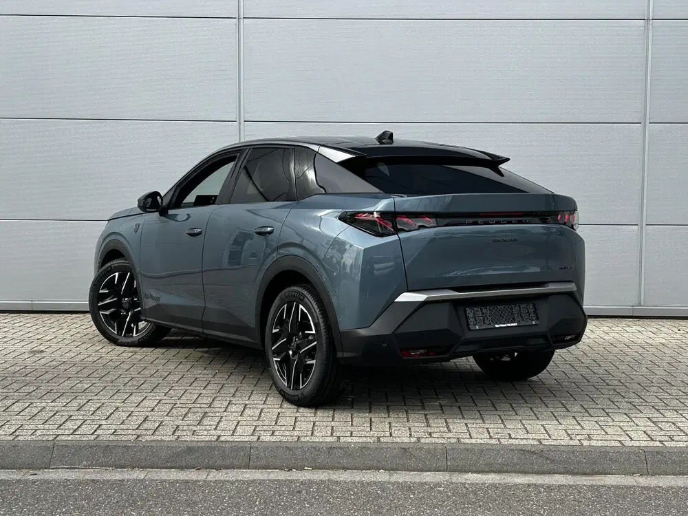 Peugeot 3008 1.2 Hybrid 145 GT uit 2026, foto 4