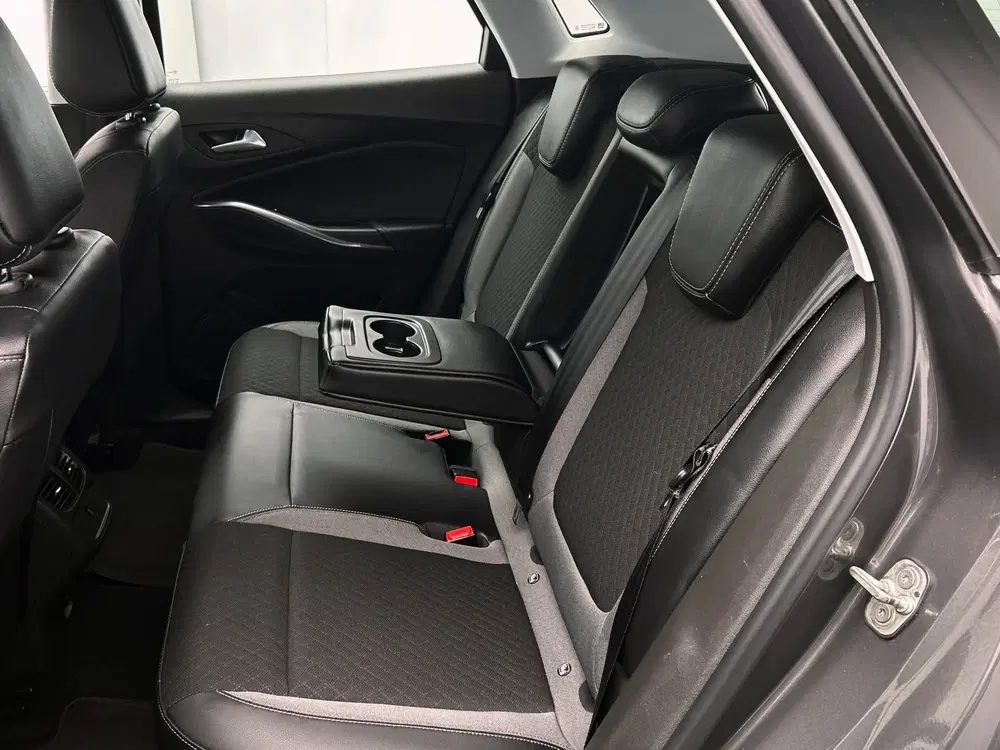 Opel Grandland 1.6 Turbo Hybrid Elegance PHEV uit 2021, foto 15