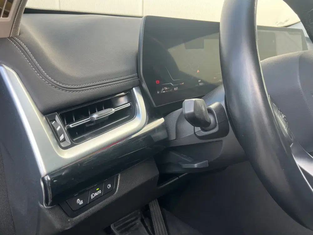 BMW X1 xDrive25e Panorama dak uit 2024, foto 13
