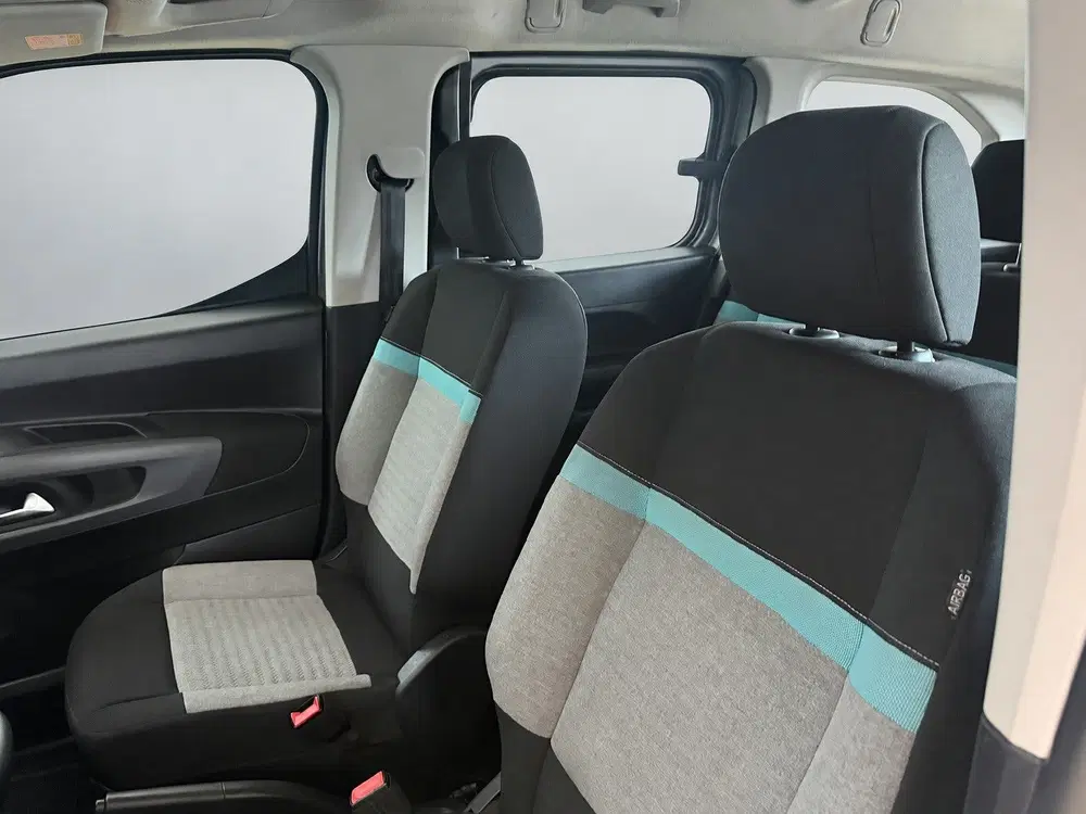 Citroën Berlingo 1.2 PureTech Feel 7p. uit 2020, foto 9