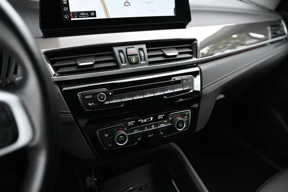 BMW X1 sDrive20i xLine Automaat uit 2019, foto 13