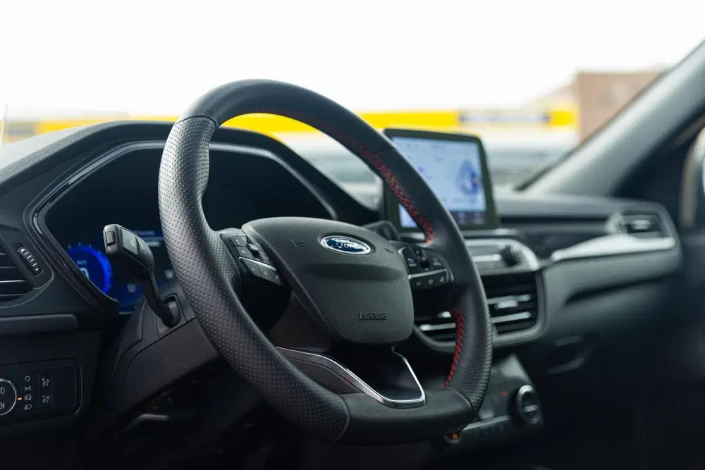 Ford Kuga 2.5 PHEV ST-Line X PANO TREKHAAK ADAPTIVE uit 2023, foto 15