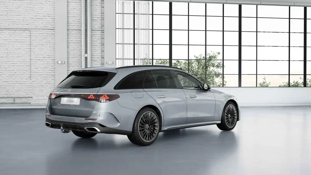 Mercedes-Benz E-Klasse 300 e Business Solution AMG uit 2026, foto 2
