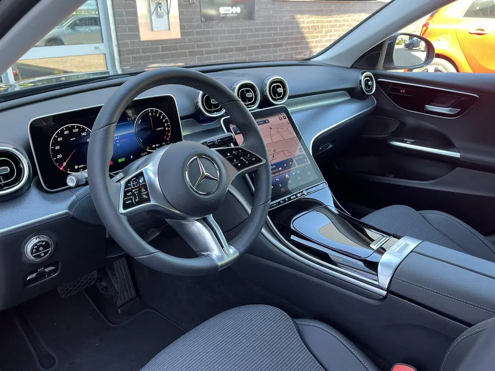 Mercedes-Benz C-Klasse 300 e Business Line uit 2025, foto 8