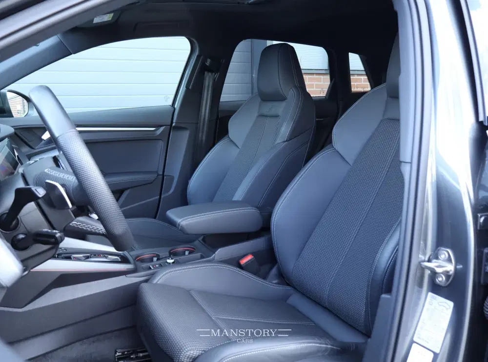 Audi A3 35 TFSI 3xS-Line uit 2024, foto 12