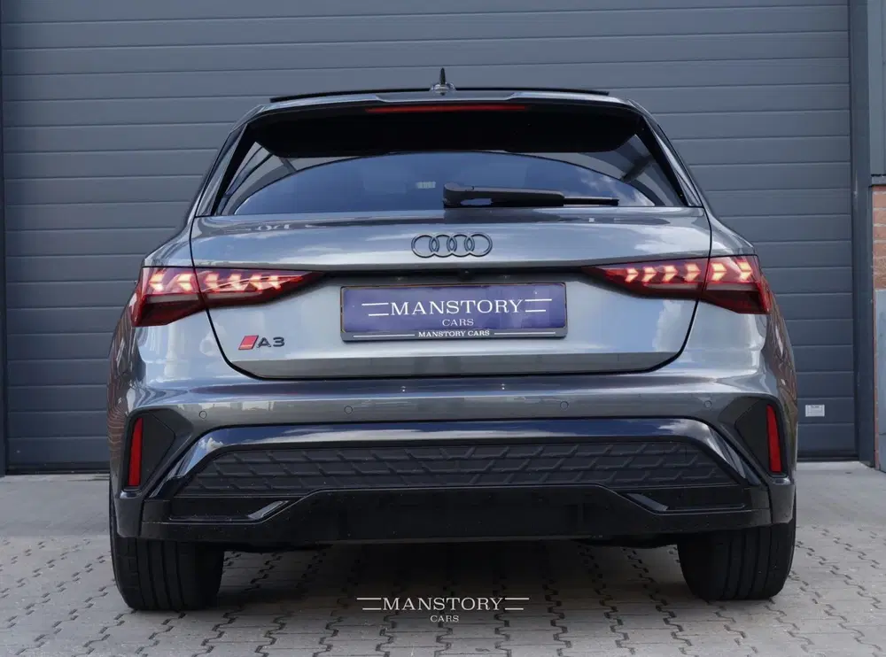 Audi A3 35 TFSI 3xS-Line uit 2024, foto 14