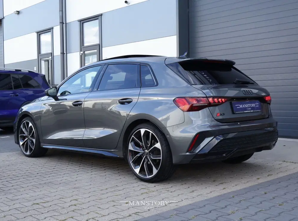Audi A3 35 TFSI 3xS-Line uit 2024, foto 7