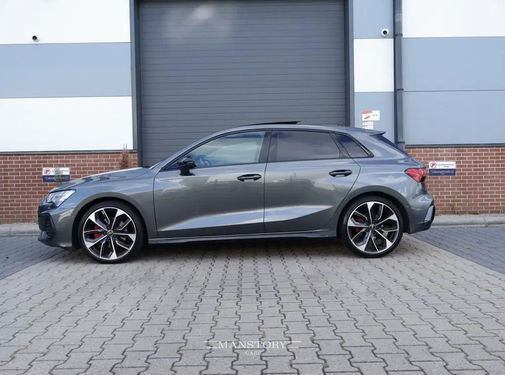 Audi A3 35 TFSI 3xS-Line uit 2024, foto 9