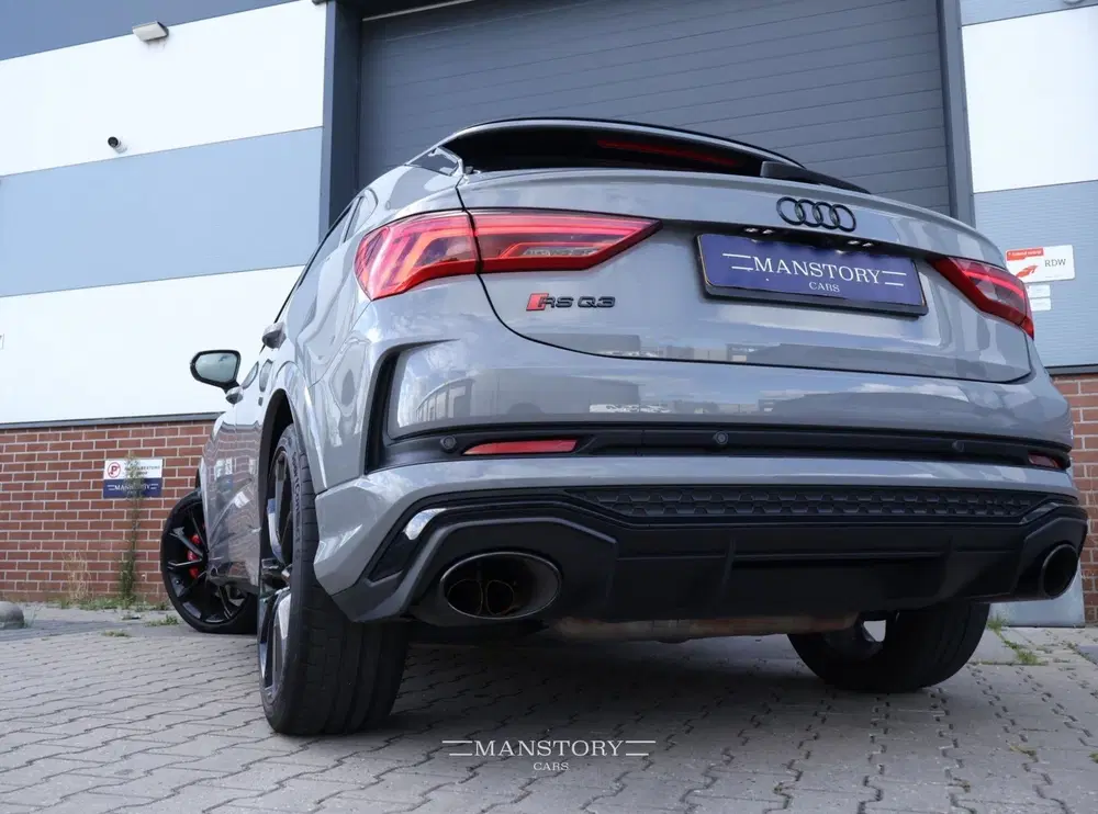 Audi RS Q3 uit 2021, foto 14