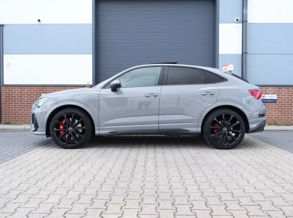 Audi RS Q3 uit 2021, foto 8