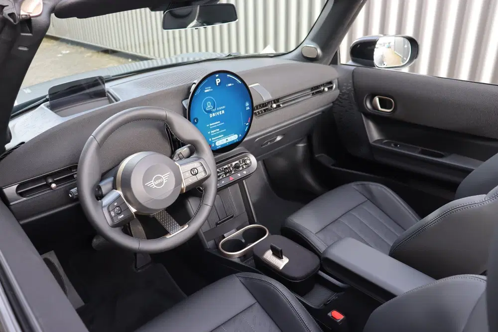 Mini Cabrio Cooper C Automaat uit 2026, foto 13