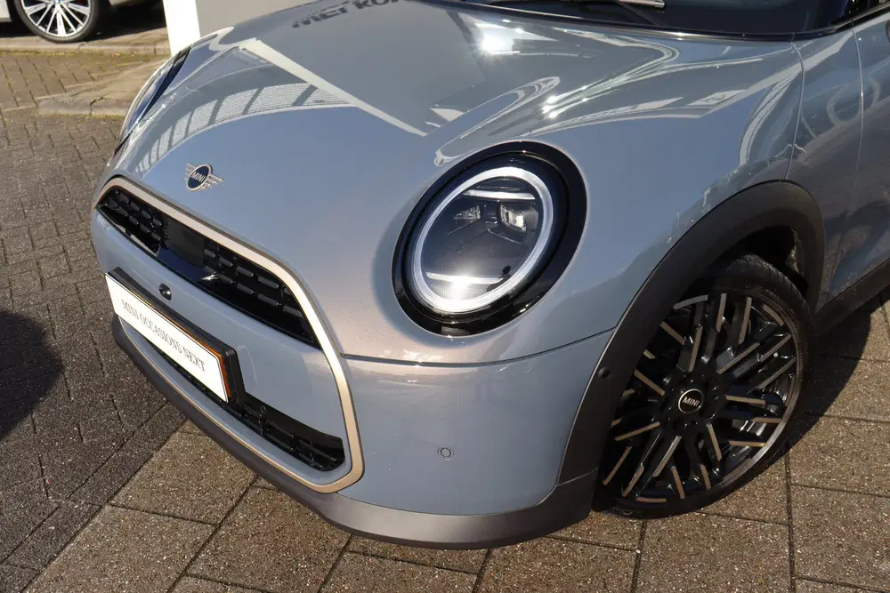 Mini Cabrio Cooper C Automaat uit 2026, foto 2