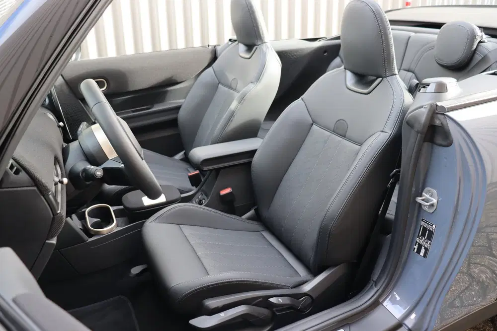 Mini Cabrio Cooper C Automaat uit 2026, foto 4