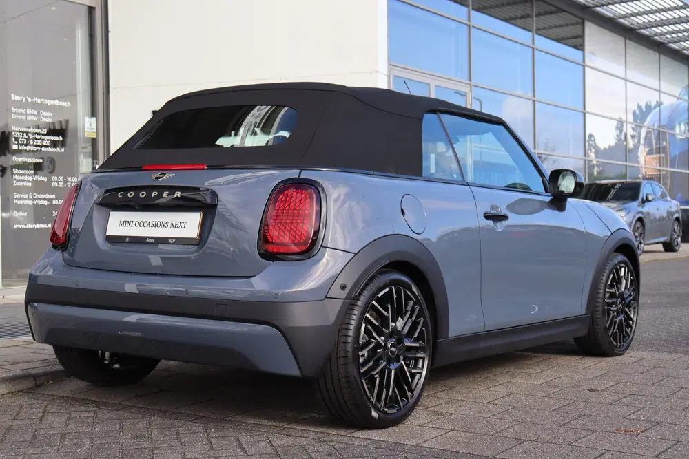 Mini Cabrio Cooper C Automaat uit 2026, foto 8