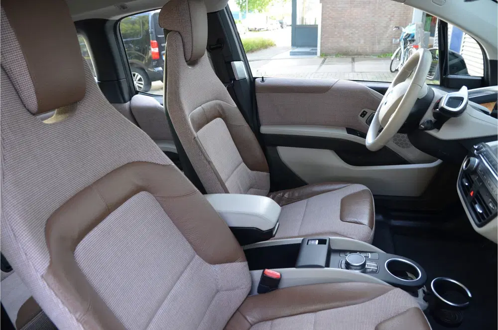 BMW i3 S 120Ah 42 kWh Warmtepomp uit 2021, foto 2