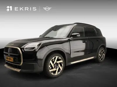 Mini Countryman 1.5 C Favoured M Comfort Access uit 2026