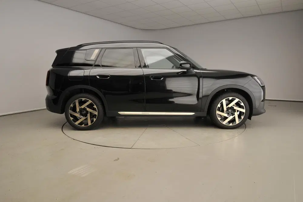 Mini Countryman 1.5 C Favoured M Comfort Access uit 2026, foto 4