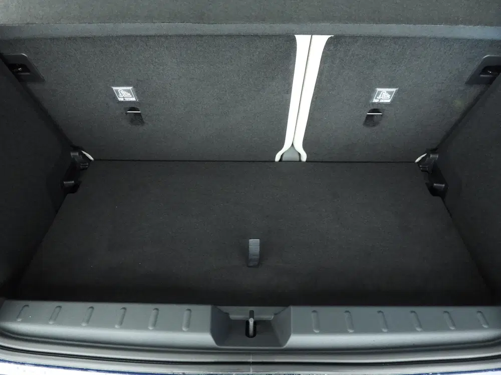 Mini Cooper SE Cooper SE Favoured M 54.2 kWh Panoramadak uit 2026, foto 9